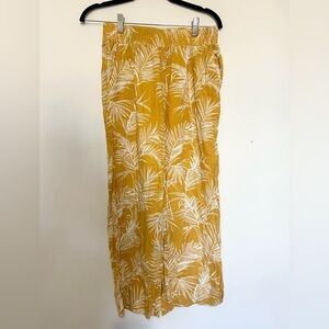 C&C California XS linen pullover pants Leaf Print yellow boho summer beach